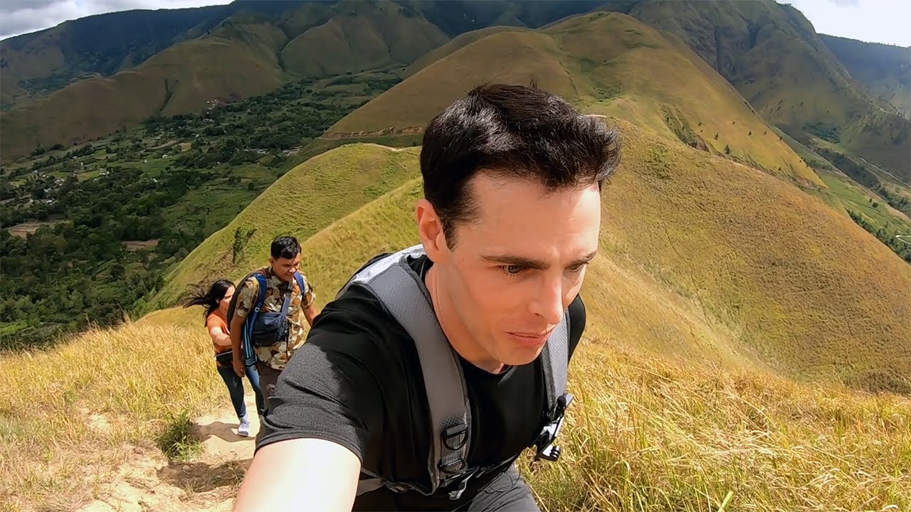 Hiking the 'Teletubbies Hills' in Sumatra, Indonesia 🇮🇩