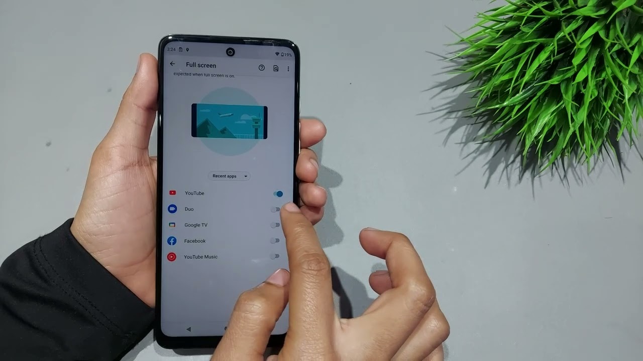 How to use full screen in moto g71 5g | Moto g71 5g me full screen gesture app kaise use kare