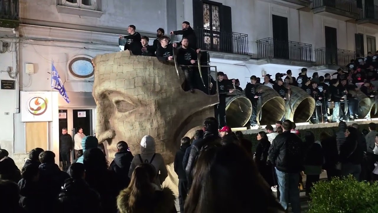 Carri Portico di Caserta 2026.- La Compagnia de i punto e a capo