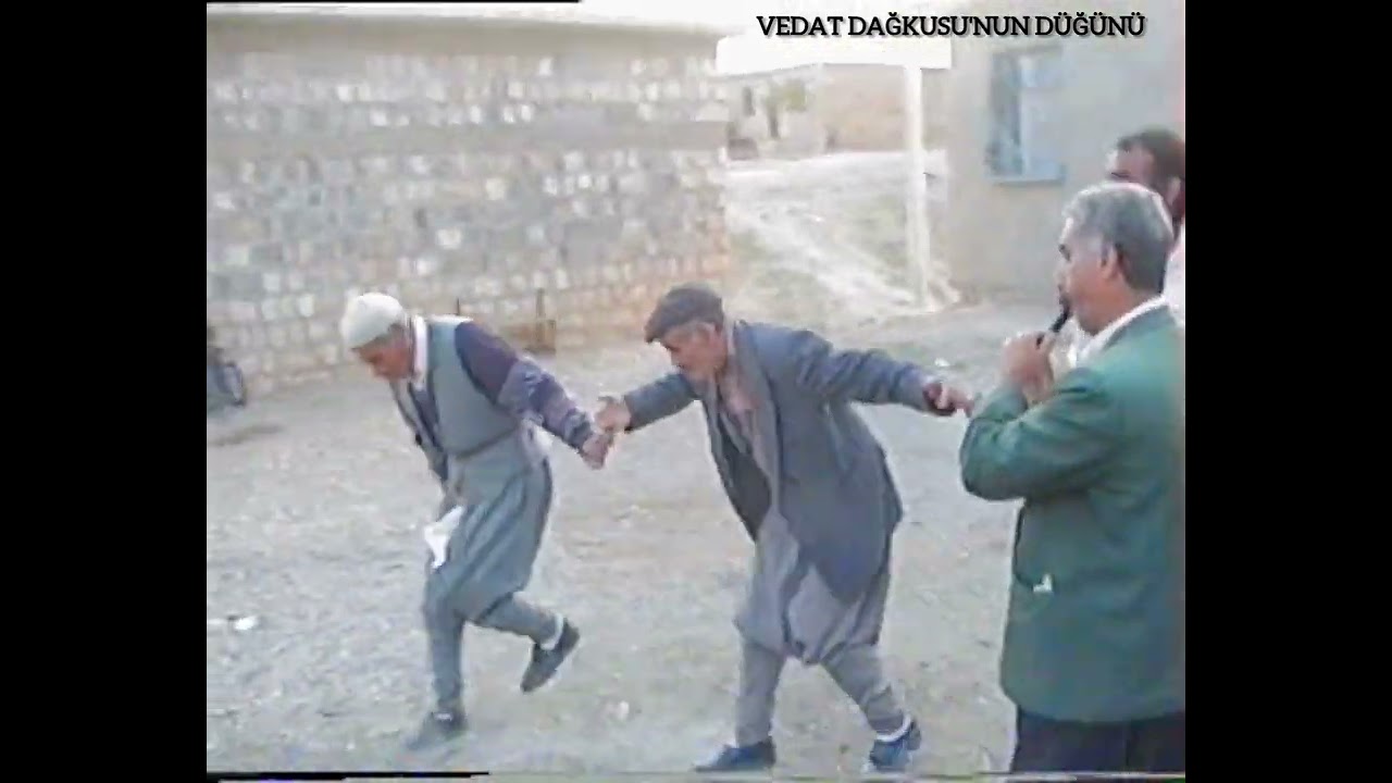 1997 Diyarbakır Hazro Teknebaşı Köy düğünleri/ Vedat Dağkuşu'nun düğünü
