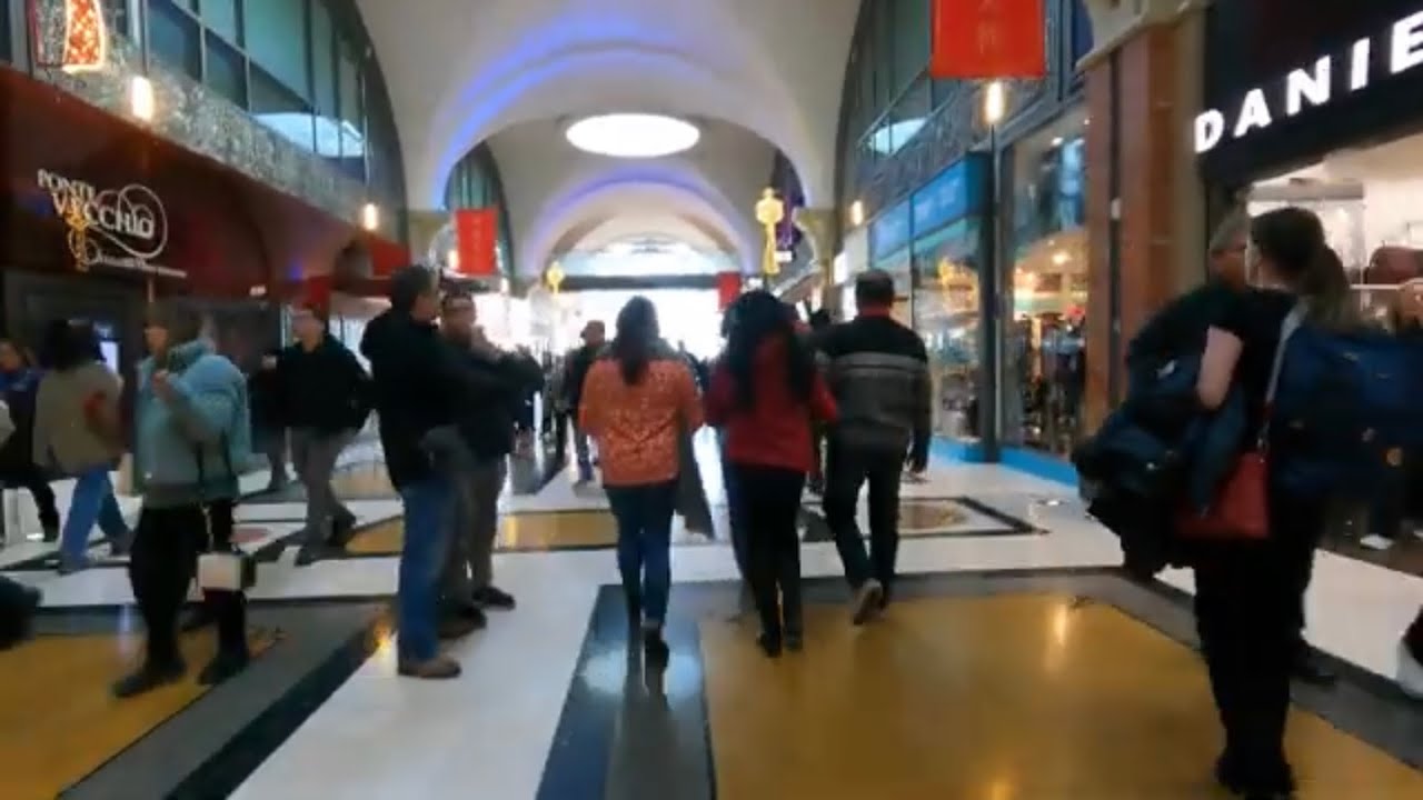 Toronto Megs TV.. Wyndham Fallsview hotel | Galleria | Niagara Canada...