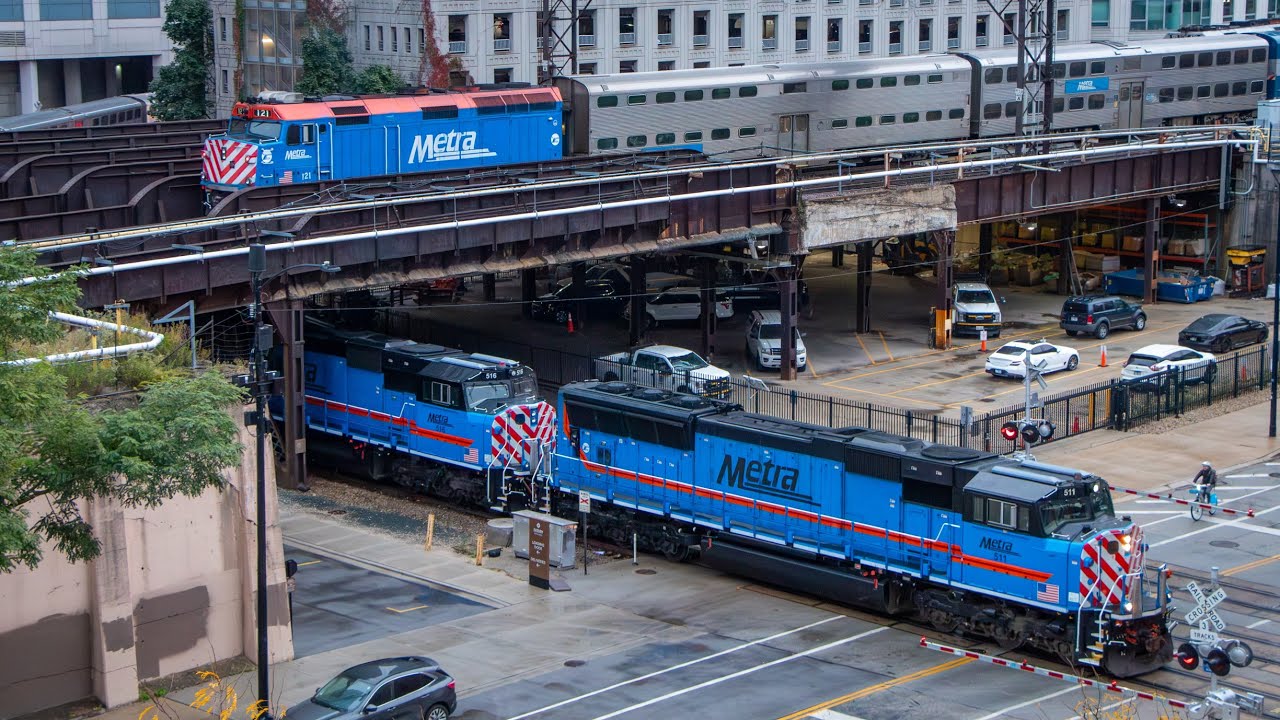 [RR] - Non-Stop Trains!  Metra Milwaukee and Union Pacific Lines Evening Rush