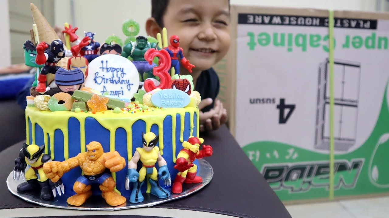 Surprise Ulang Tahun Yang Ke Tiga Azufi Dapat Kue Dan Lemari Superhero