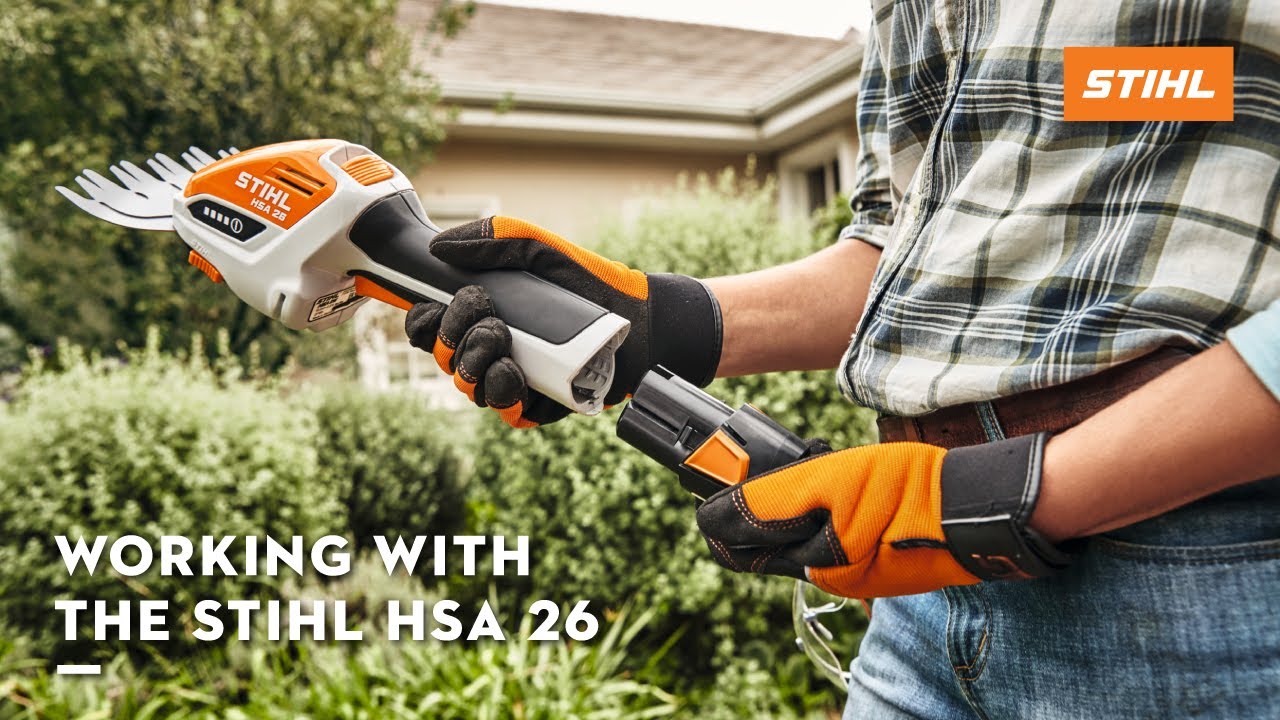 Working with the STIHL HSA 26