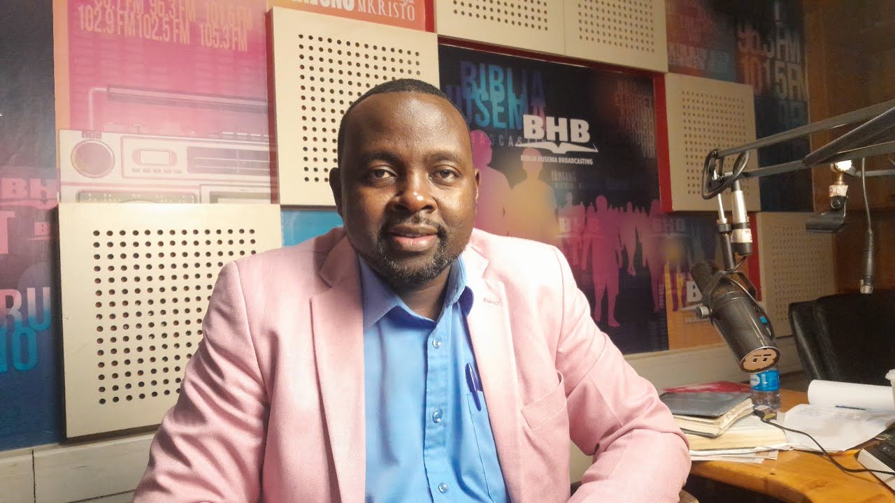 MUNGU ANAGEUZA HALI KWA FAIDA YAKO || HIMIZO NA VICTOR MANDALA