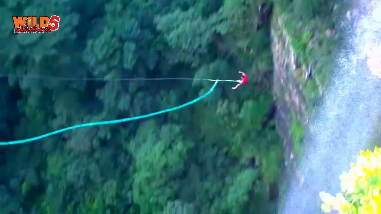 World's Highest Gorge swing jumps