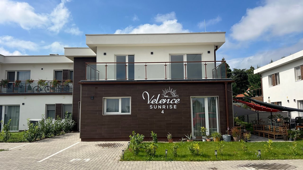 #velencesunrise Velence Sunrise ELADÓ lakása. 84 m² + ￼ 22 m² terasz. ￼