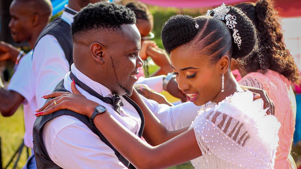 Moseh Worshipper & Jane's Wedding~ Part 2 ~ Reception, Entertainment, and Cake Cutting. 0115 224 534
