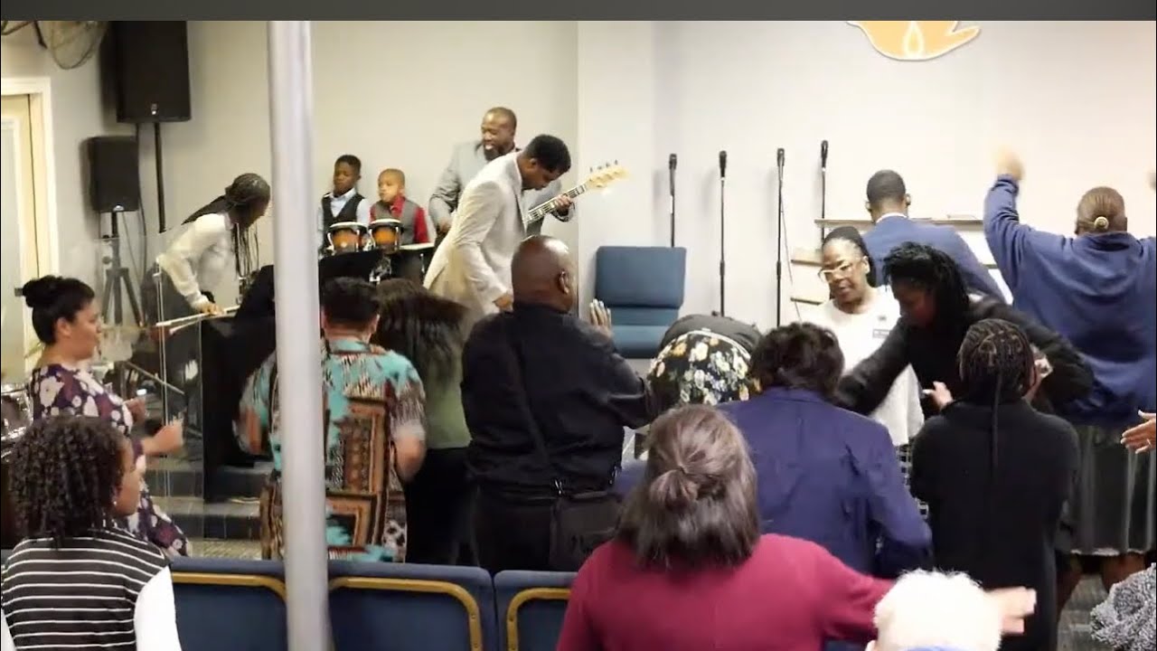 🔥Sunday Morning Worship Celebration with Minister Edmond! 🔥