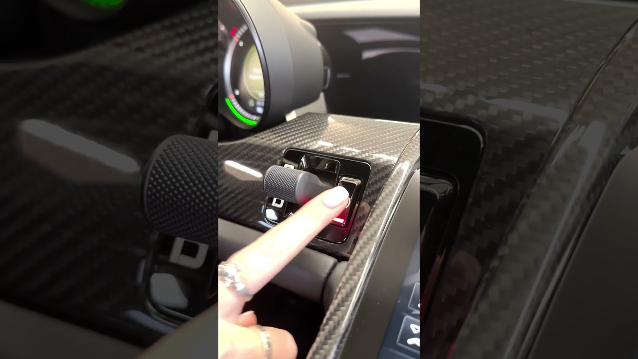 Listen to the sounds of the Porsche 918 🎼 