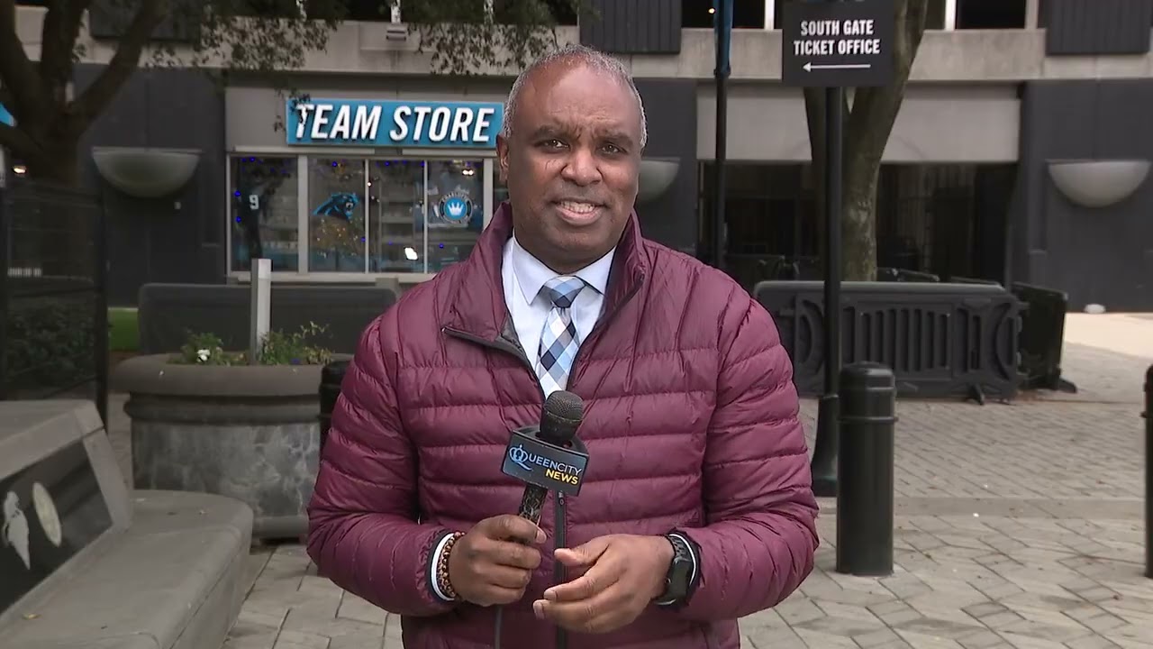 Fans are ready for the Panthers to take on the Rams