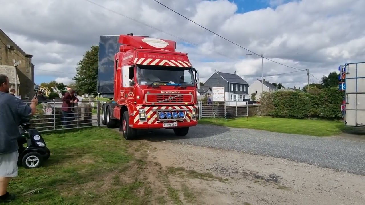 David Rowlands Superb new waltzer load pulling on to summercourt ground 18th September 2022