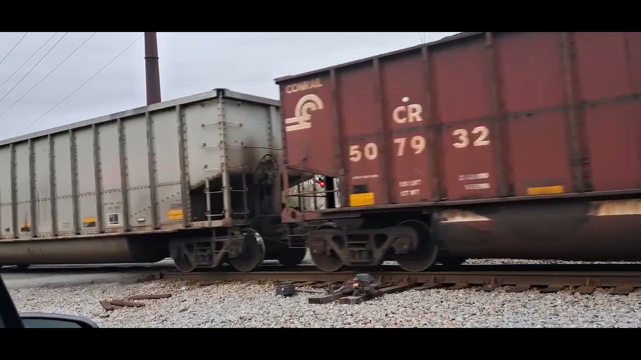 NS 820 crosses shell road
