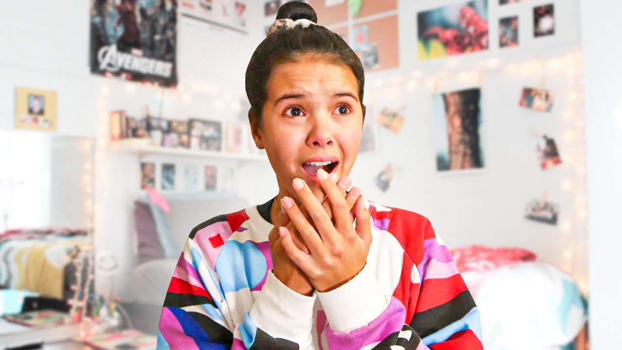 We Surprised KLAILEA with a Dorm MAKEOVER!