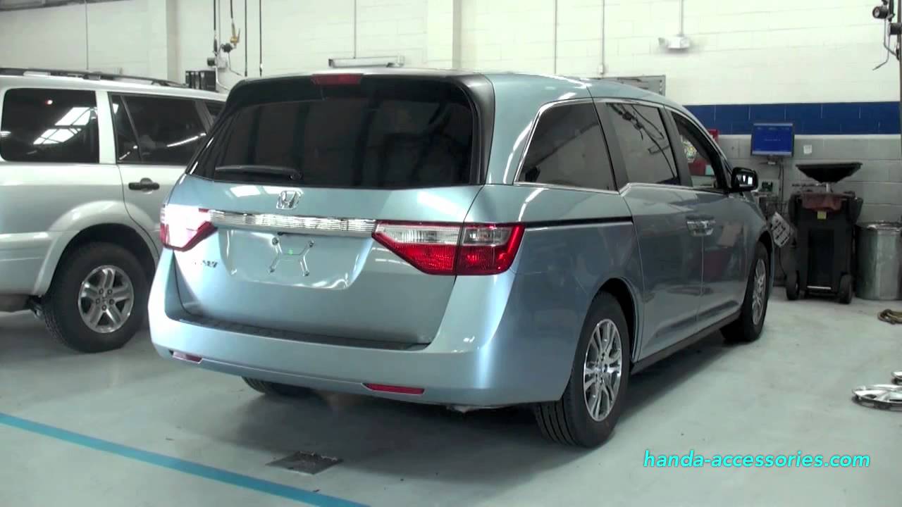 2011 Odyssey Cargo Tray Installation (Honda Answers #38)