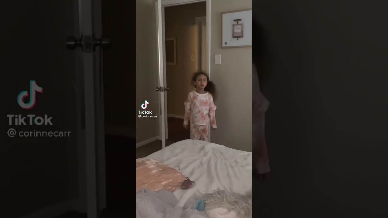 Corinnecarr- Girl yells at mom to clean her room get in there TikTok