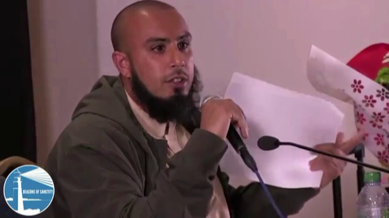 Hebrews 5:7 - Jesus PRAYED to be SAVED! Do Christians have a VALID RESPONSE? Br. Zakir v Dr. White