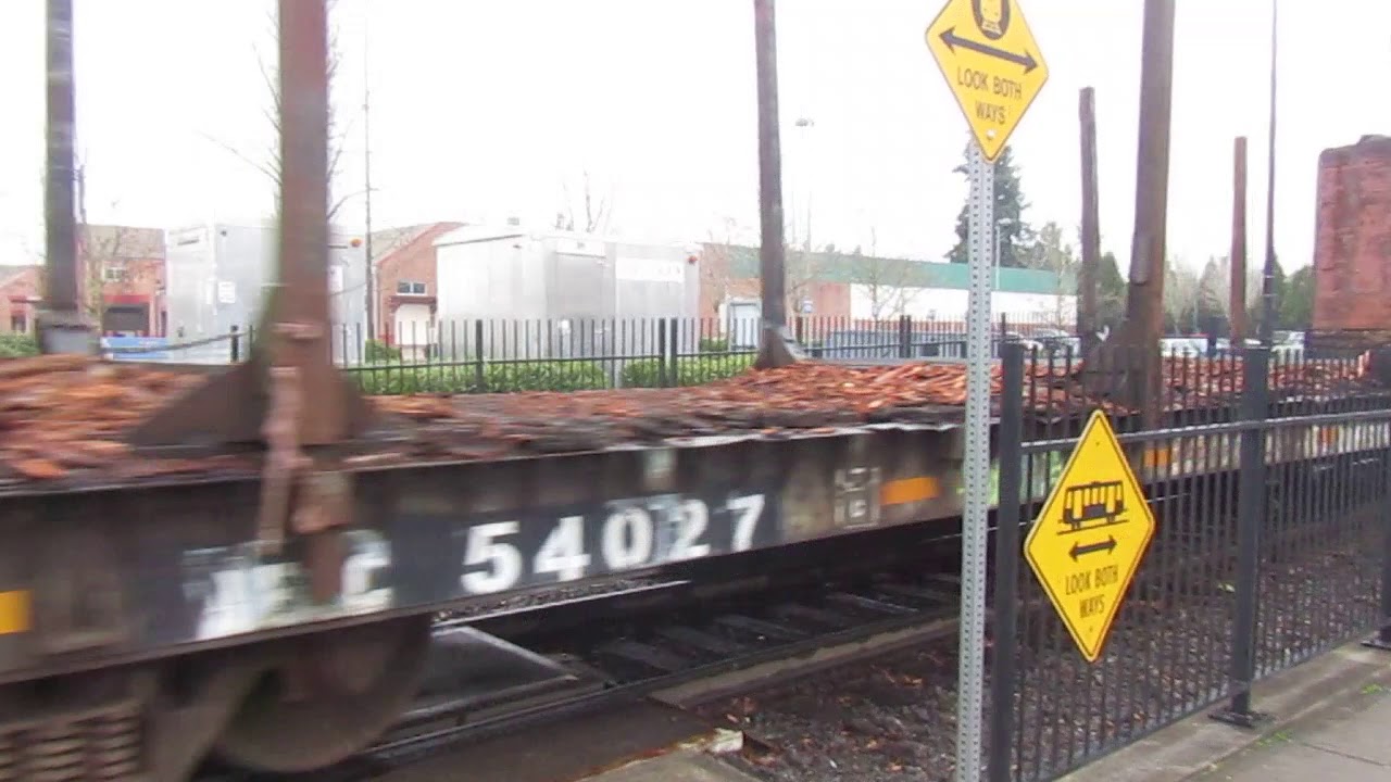 Trying To Record PNWR's OE Express in Tualatin OR, And Well You'll See (12-22-2017)