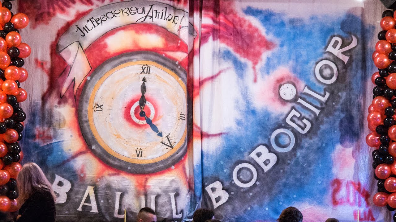 DEEPCENTRAL BALUL BOBOCILOR 2014 LICEUL TEORETIC SILVIU DRAGOMIR ILIA