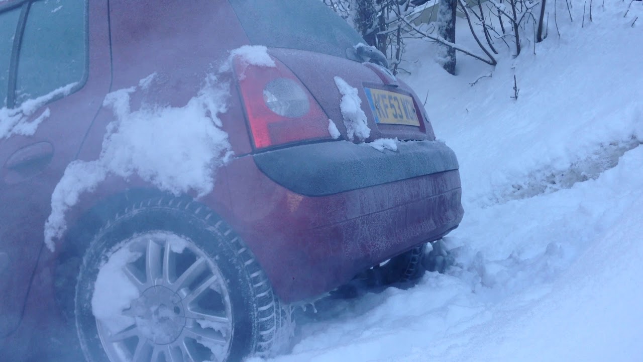 Renault Clio dCi -13C cold start