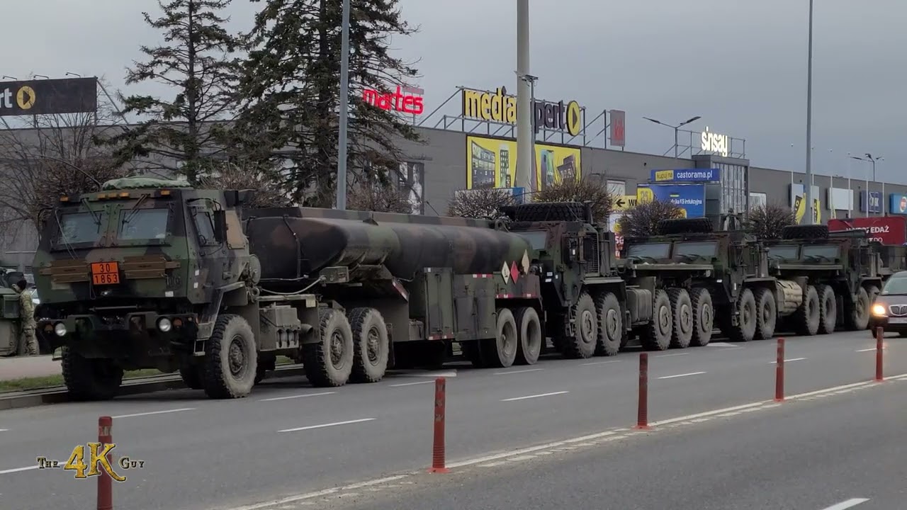 Poland: American troops make a pit stop at McDonald's in military convoy 4-2-2022