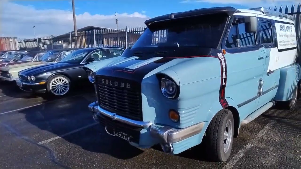 1992 ford transit 2nd generation, with a classic MK1 twist like you have never seen! just amazing