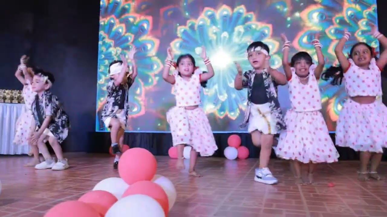 Nadan dance performance by LKG Kids 