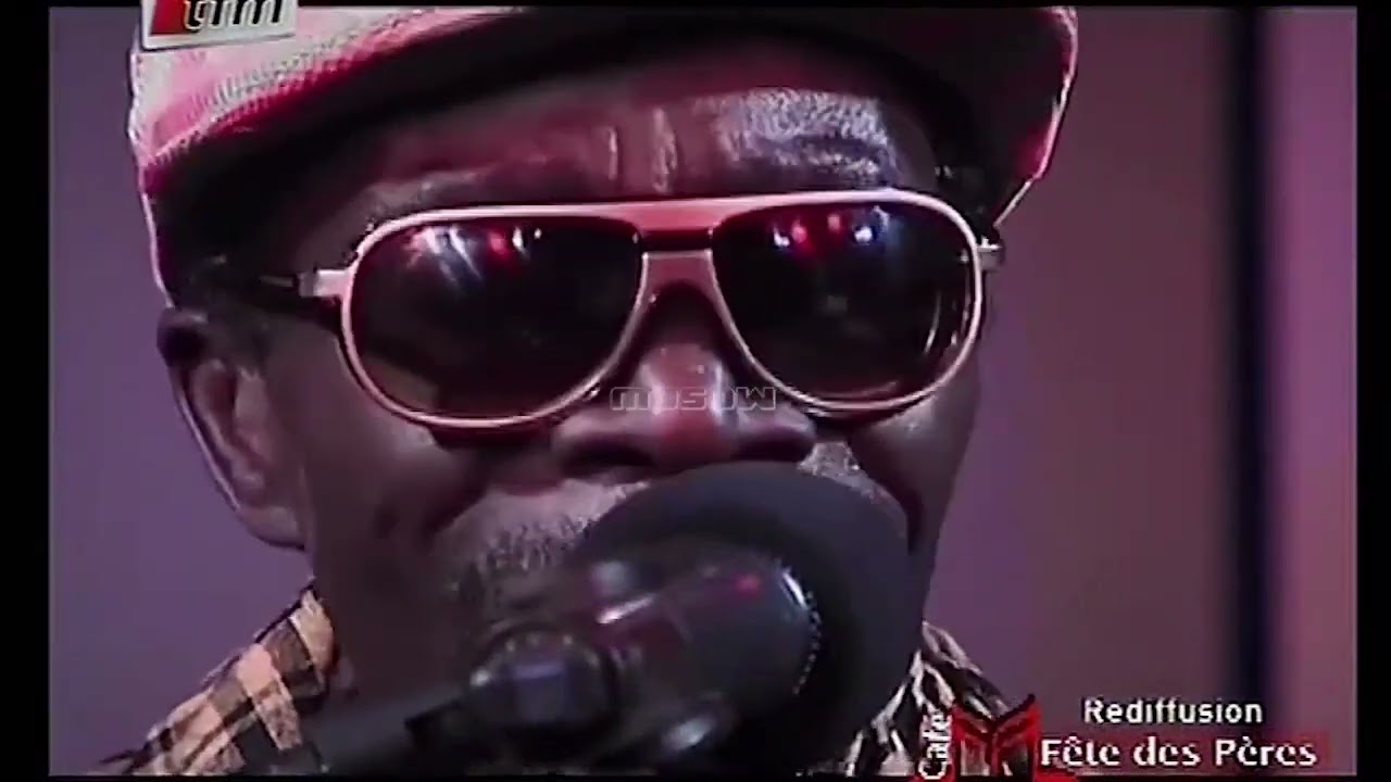 Souleymane Faye - Teey lu leen (Cafe Muzik Session) - Sous titré