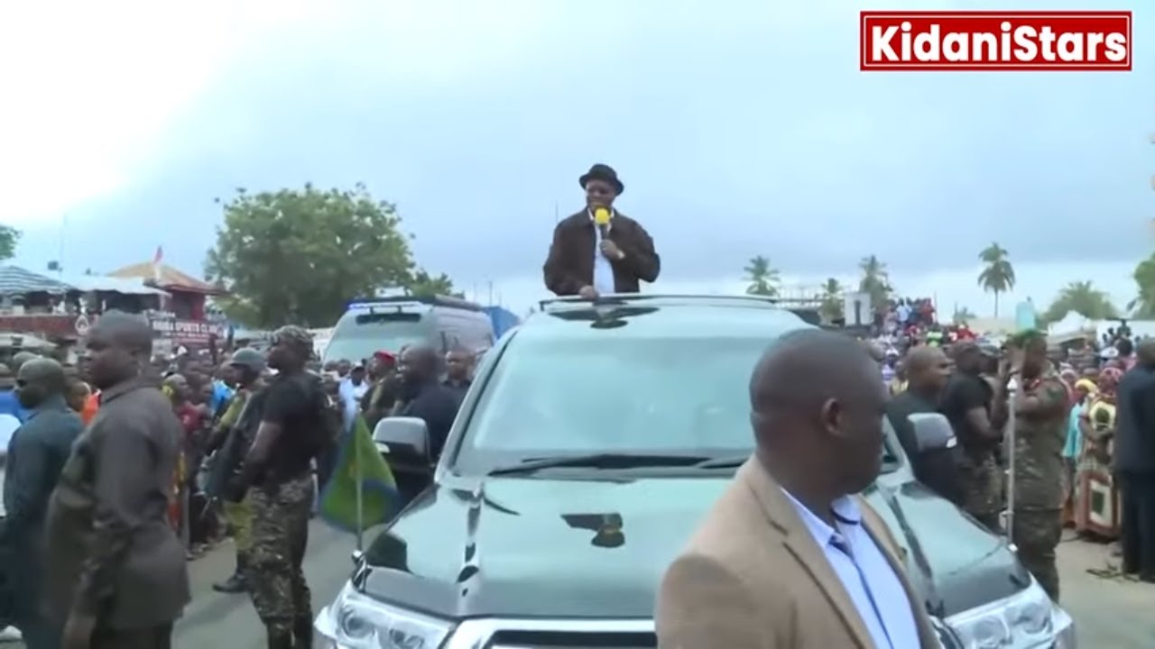 Rais Magufuli,  Ashangiliwa Mlandizi, Asimamishwa
