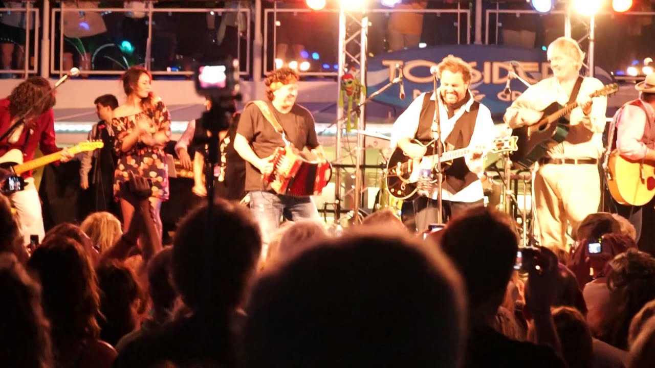 All You Ever Do Is Bring Me Down / The Mavericks