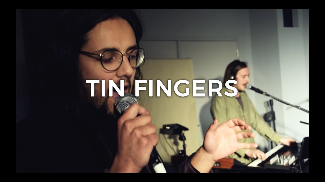 Tin Fingers - Tropical (Live @ Urgent.fm)