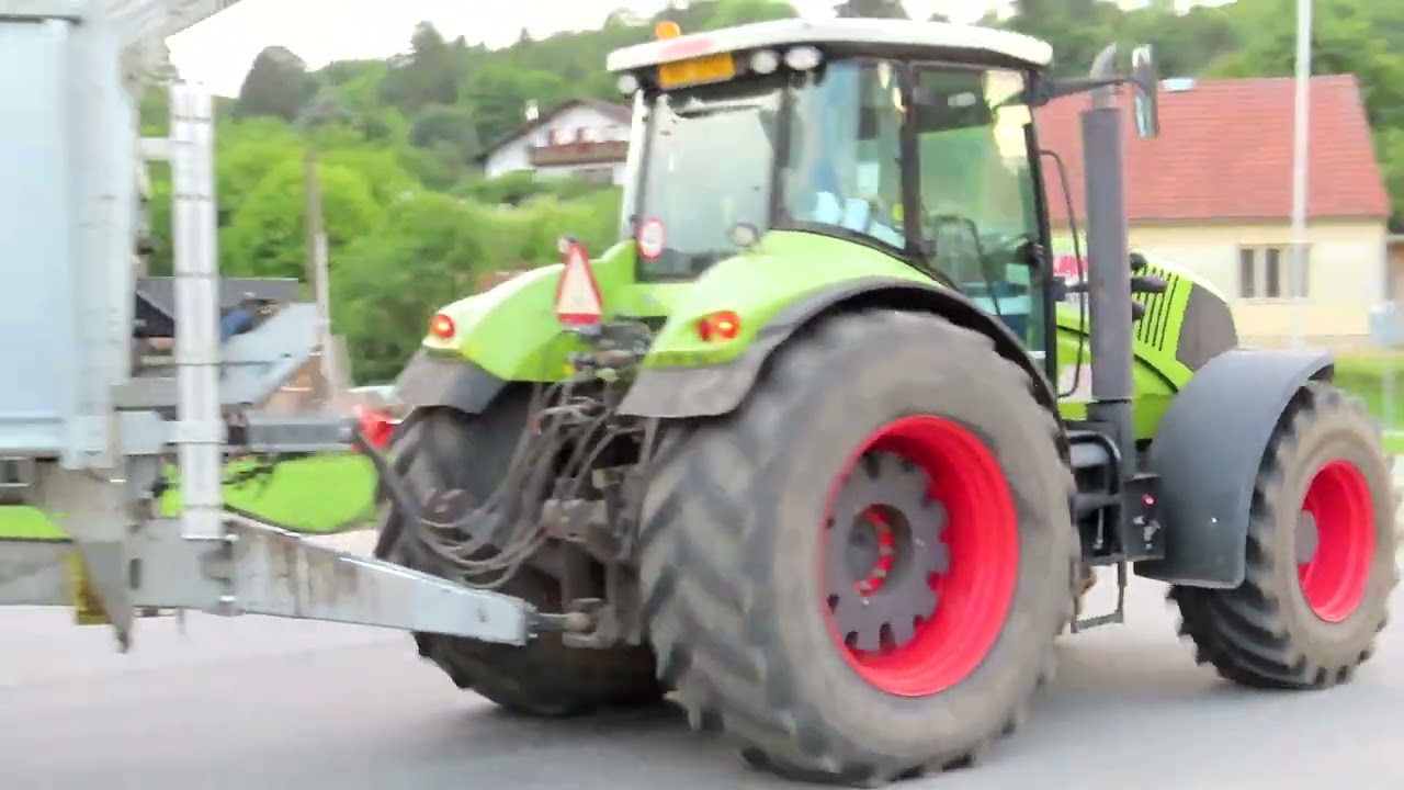 Traktory v zemědělstv&iacute; - PF 2024 - sestřih, sb&iacute;rka, traktor Zetor, John Deere, New Holland, FENDT aj