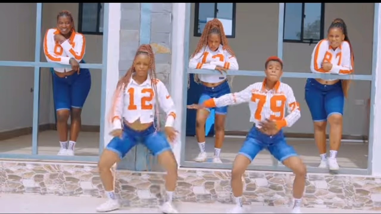 SIYANTEMI  CHARLES  SONG BHUTEMI  NO, 0745031240.Mp4