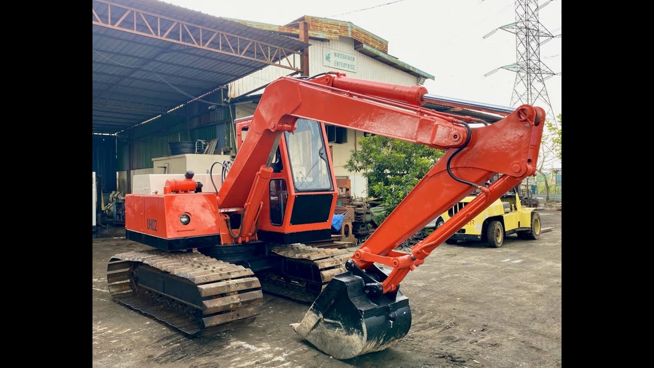 Hitachi UH02 Excavator (Used)