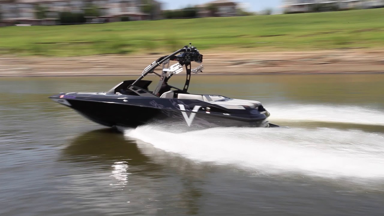 2012 Axis A22 Vandall