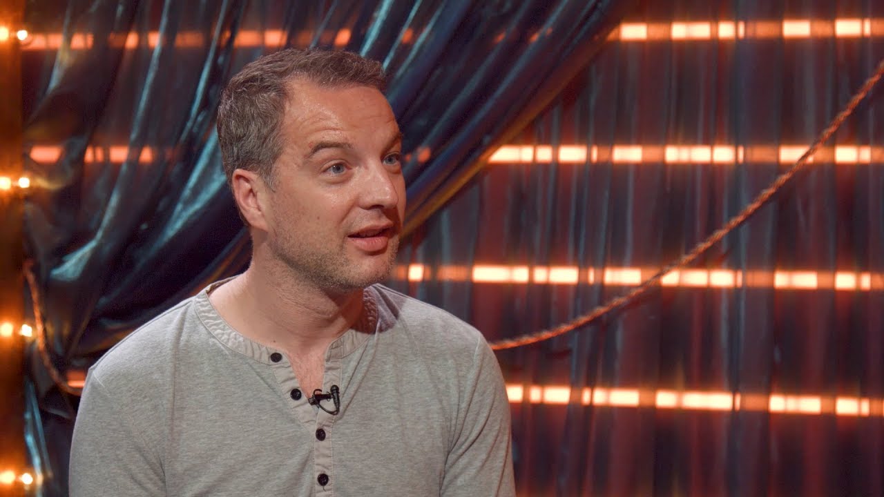 Euan Morton on HAMILTON, HEDWIG and His YOUNG Son Iain
