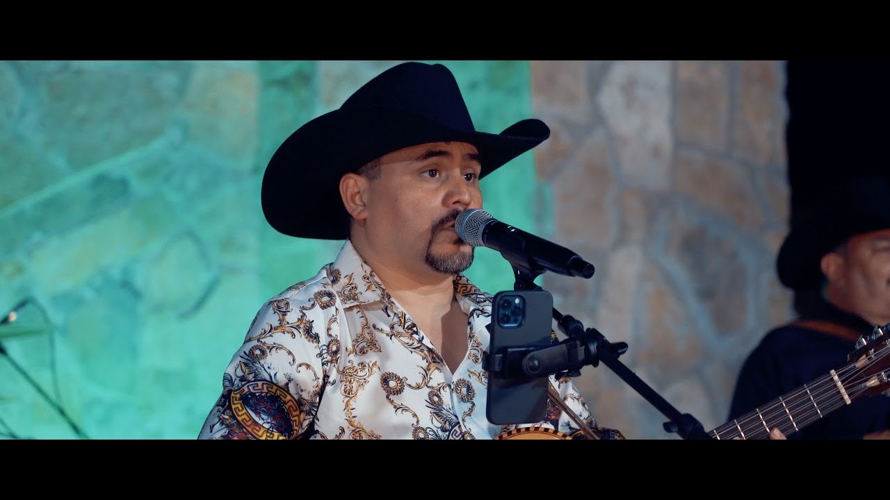 NOTABLE - DAME UNA RAZÓN (EN VIVO)