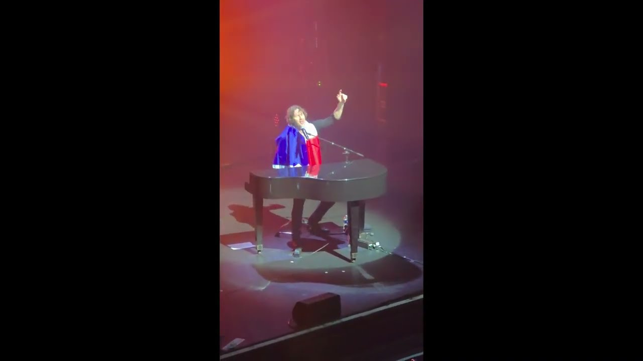 Be alright - Dean Lewis / Live du 07.07.2025 / L'Olympia - Paris