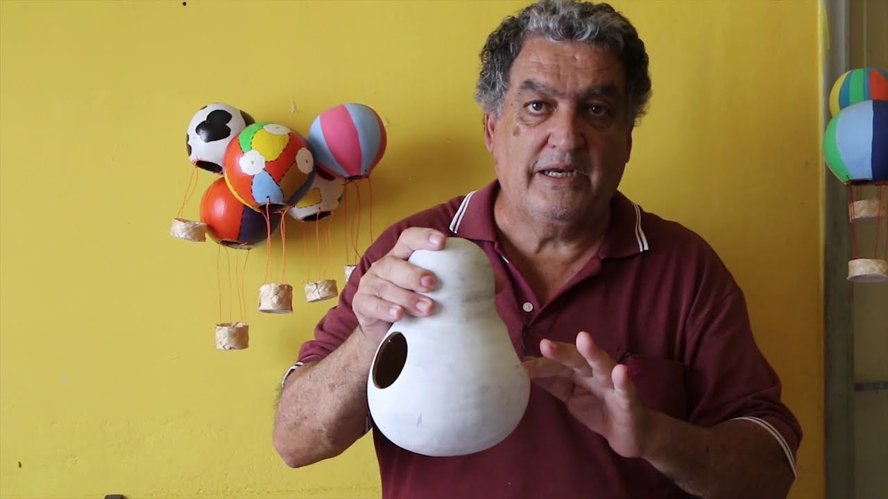Preparação da cabaça para a produção de artesanato