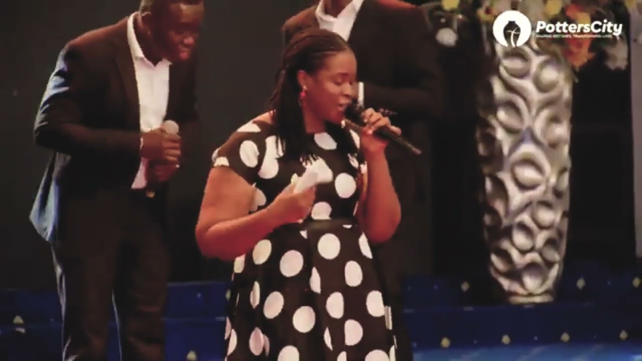 ANNE MAWUTOR - WORSHIP MEDLEY