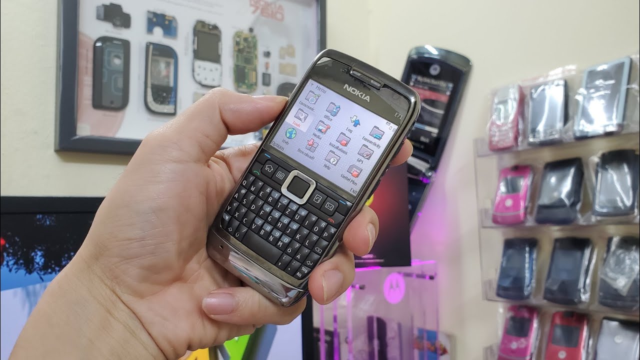 Trên tay Nokia E71 zin nguyên bản phát hành năm 2008