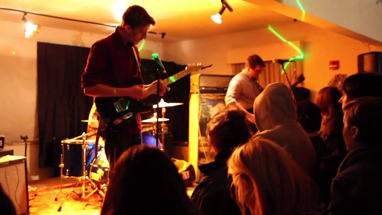 Two Humans - Chocolate Forever [Live at the Mill]