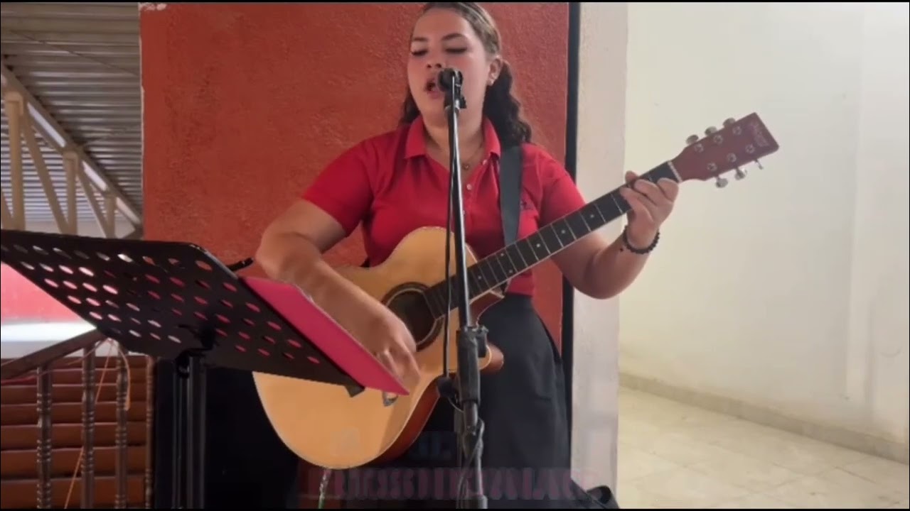 CANTO: “DIOS Y HOMBRE”. CORO ALABANZAS A MARÍA.