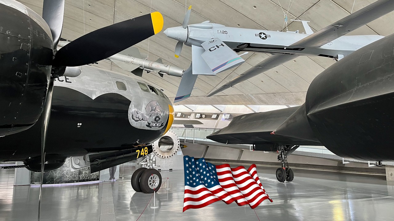 American Air Museum at Duxford guided tour - Lockheed U2, SR-71, B-52, A-10, F-111, Babylon and more