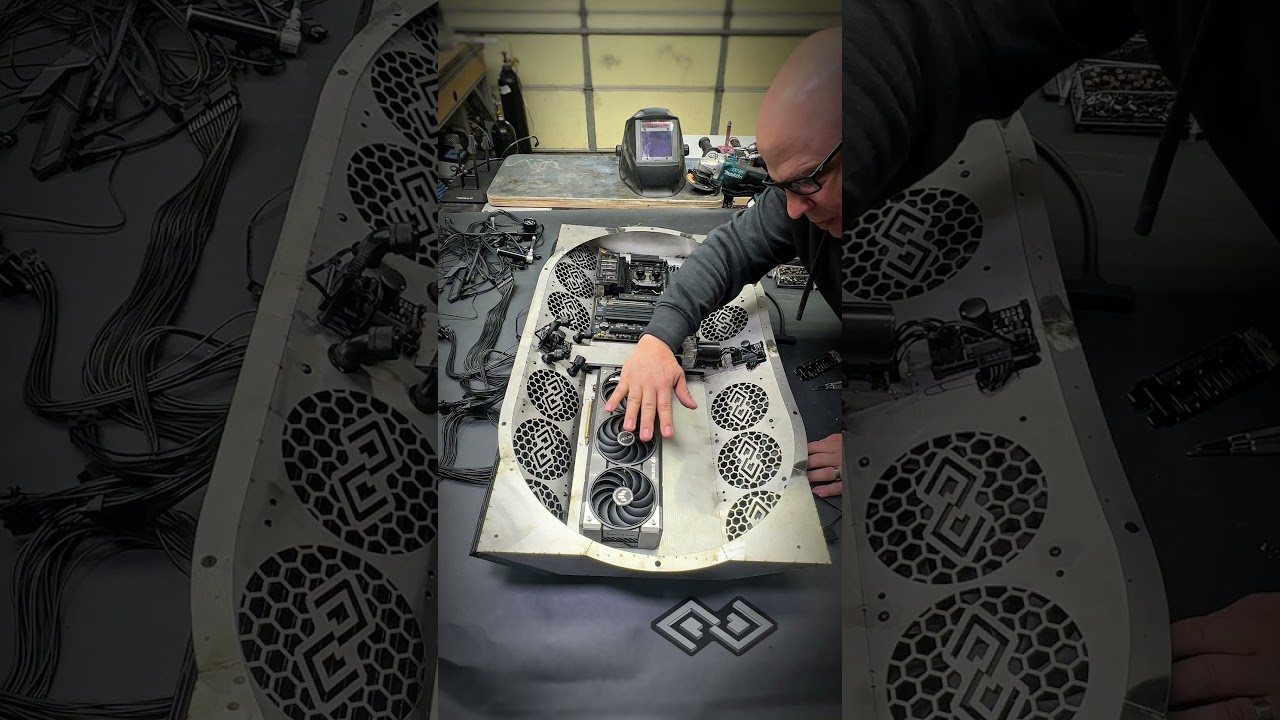 Aktualizacja naszej niestandardowej obudowy komputera. @xToollaser #metalfab cięcie stali nierdze...