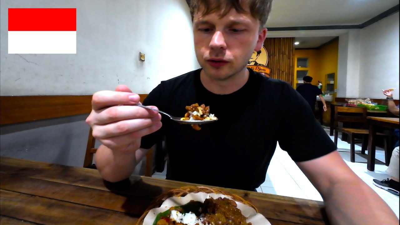 $1.50 Gudeg on Malioboro Street, Yogyakarta 🇮🇩