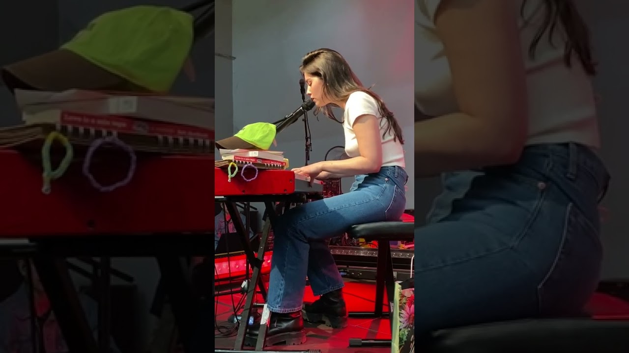 Gracie Abrams - Amelie (Unreleased song)