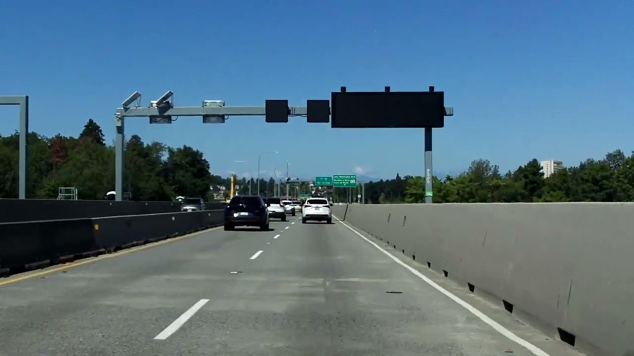 Evergreen Point Floating Bridge (WA 520) westbound