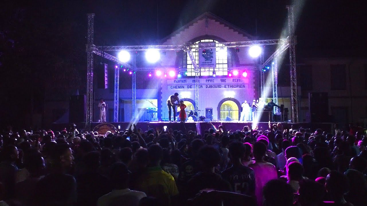 Isku Adam Harun - Karan nan dabrin | Performing at Dire Dawa - Roras Tube