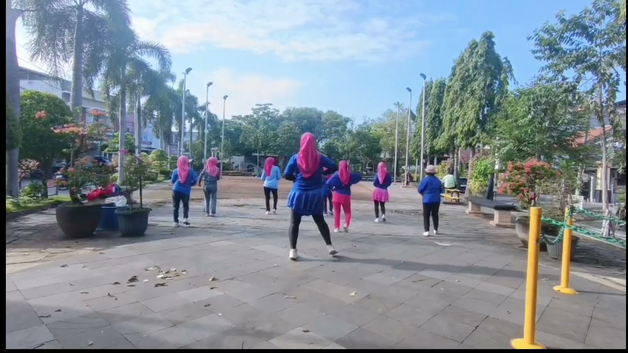 La Fuerza del Juego Ole Ole Ole/World Cup 2026 Anthem/Choreo by Wiwit (INA)/Demo by Ladies/Jan 2026